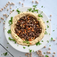 Hummus with ground beef